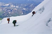 2010-08-08_15.03.00_Спуск с ТКТ (3А). Переползание через берг